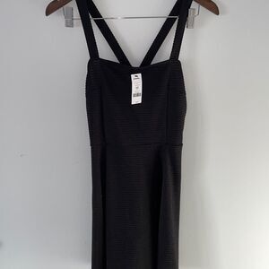 Garage Pleated Fit and Flare Dress Size Medium Black